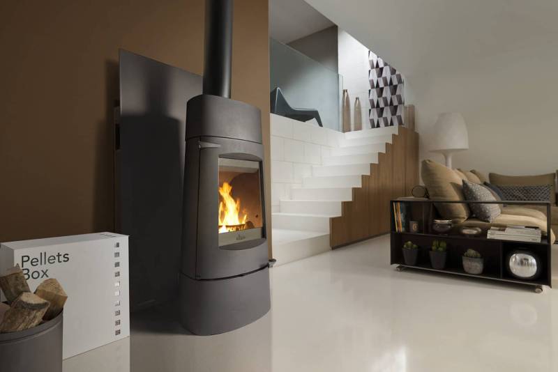 Poêle Fonte Aratos Plug-IN Hybride INVICTA par ERE ENERGIE perpignan 66000 